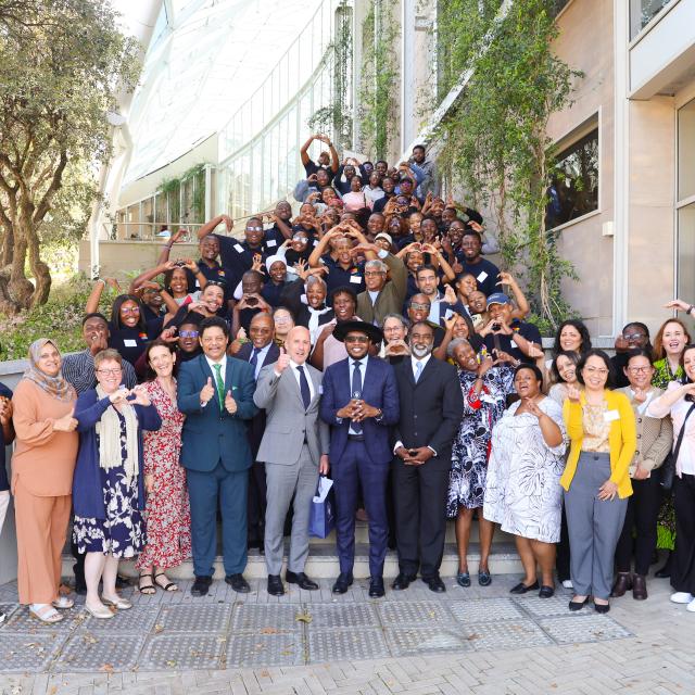 Group photo Scholars Dialogue