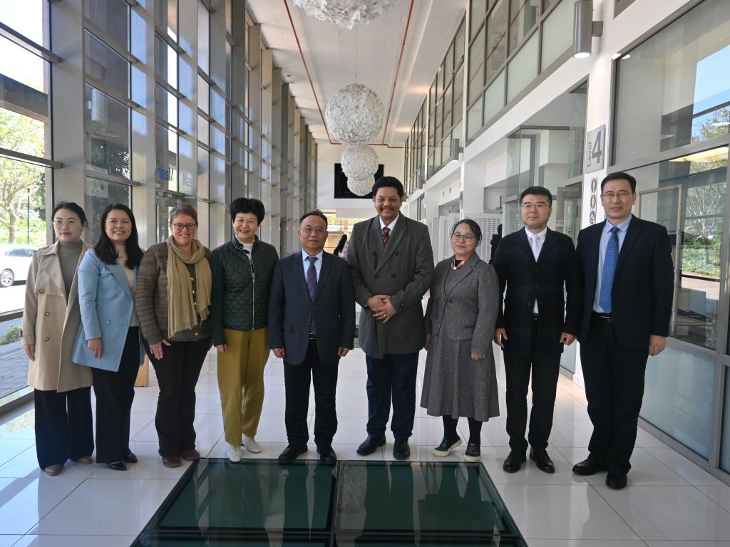Members from UCT International Office and Guangdong University